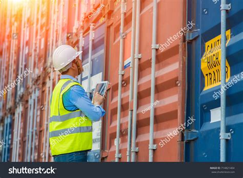 6520 Customs Inspection Images Stock Photos And Vectors Shutterstock