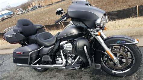Matt laidlaw takes the touring motorcycle on a test ride and. 2017 Harley-Davidson FLHTK - Ultra Limited Used — luxury ...