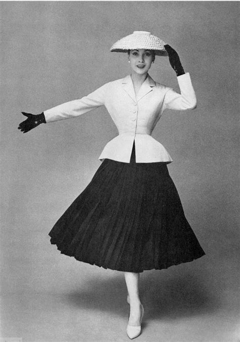 Dior Bar Suit 1947 Dior New Look 1950 Fashion 1950s Vintage Fashion