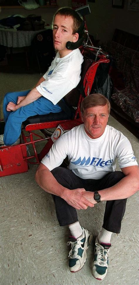 Inspirational Boston Marathon Dad Dick Hoyt Dies At 80 After 4 Decades