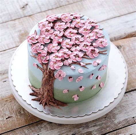 Buttercream Flower Cakes Are A Delicious Way To Welcome Spring