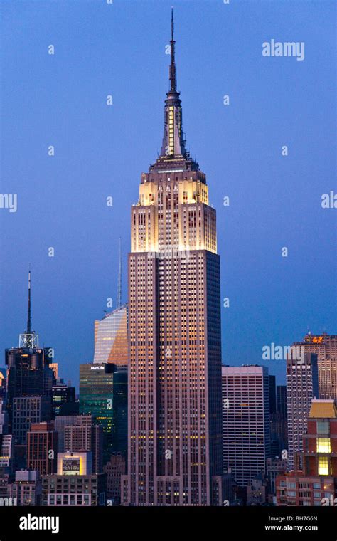 Empire State Building New York City Stock Photo Alamy