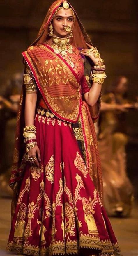 want to look like a royal bride get deepika padukone s ghoomar look now rajasthani dress