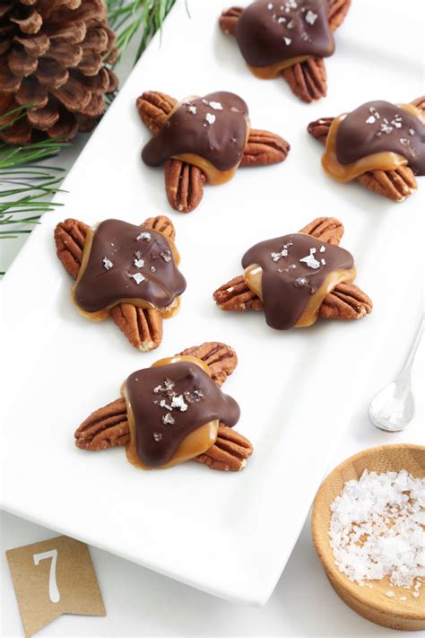 Caramel candies are a favorite quick treat for those with a serious sweet tooth. Gift This! Speedy Turtle Candies | Sprinkle Bakes