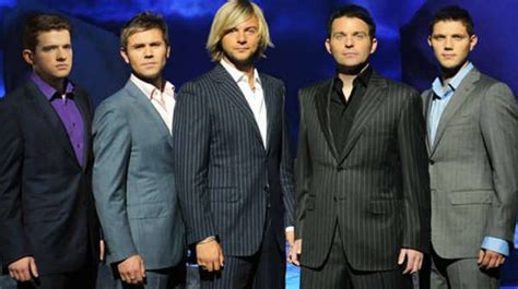 A Chat With Ryan Kelly Of Celtic Thunder Group To Kick