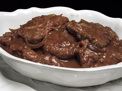 See recipes for easy crockpot cube steaks too. Pin on Slow Cooker Magic!