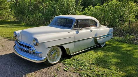 1953 Chevrolet Bel Air Sedan White Rwd Automatic 2 Door Hardtop For