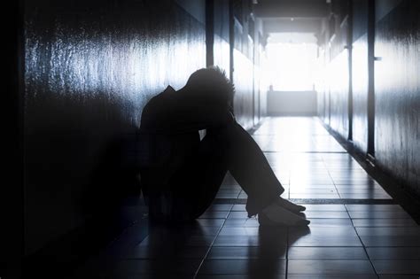 Many patients with depression don't get treatment, study shows - CBS News