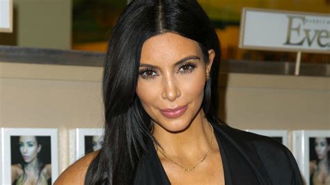 kim k writes a letter to herself and fans are dreadfully unimpressed