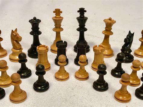 Vintage Wooden 32 Piece Chess Set Circa 1920s