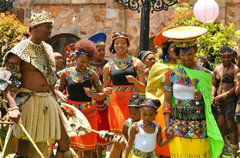 7 Beautiful African Traditional Wedding Attires