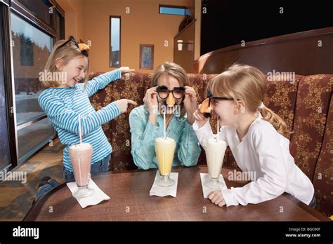 Milkshake Share Hi Res Stock Photography And Images Alamy