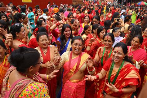 Devotees Thronging Pashupatinath On Teej Festival