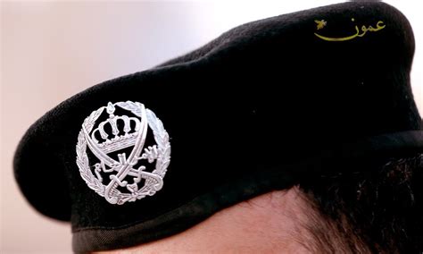 مثل باسم عوض الله، والشريف حسن بن زيد، أمام محكمة عسكرية. اعتقال الشريف حسن بن زيد وباسم عوض الله وآخرين لأسباب ...