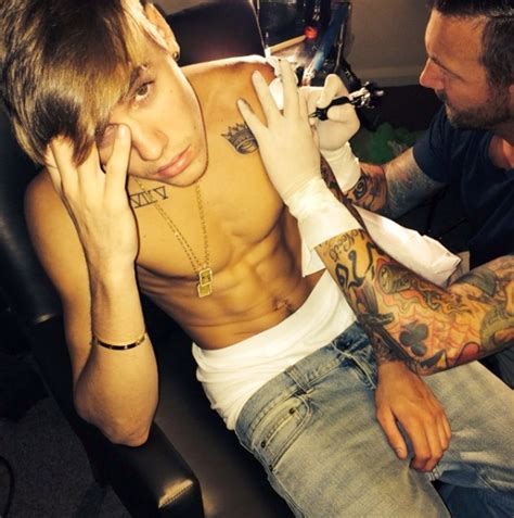 Justin Biebers 12 Hottest Shirtless Posts