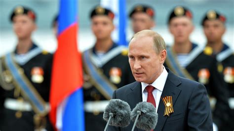 Ukraine : Poutine annonce un retrait de l'armée russe, l'Otan toujours