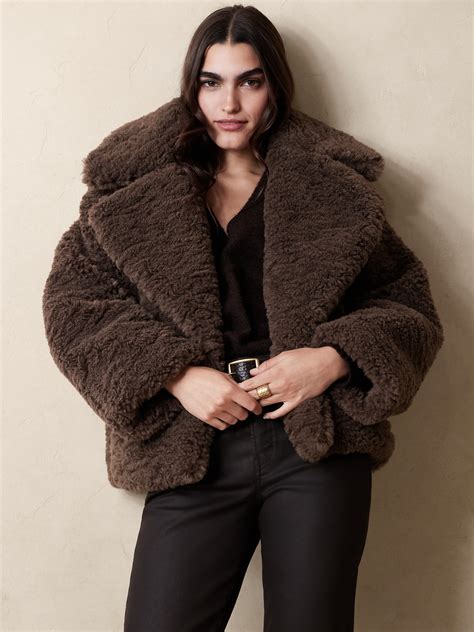 cropped sherpa coat banana republic