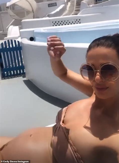 Former Bachelor Star Emily Simms Flaunts Her Blossoming Bump In Greece