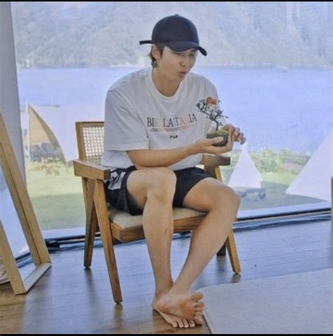 Nam Joon Kims Feet