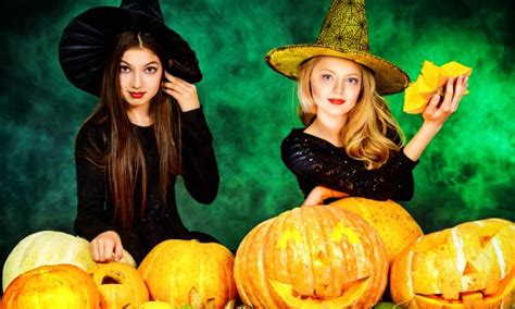 5 Tips For Throwing A Halloween Party For Teens Smart Tips