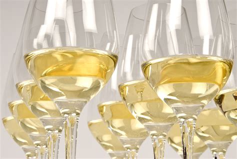 White Wines Wallpapers High Quality Download Free