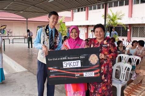 Damansara jaya terletak di dalam kawasan lembah klang dan damansara jaya merupakan kaedah kajian 1. Leo Club of SMK Damansara Jaya: Presentation of 2012/2013 ...