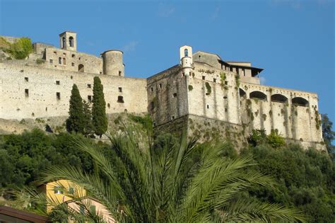 In Giro Per Musei Castello Malaspina Di Massa Regione Toscana
