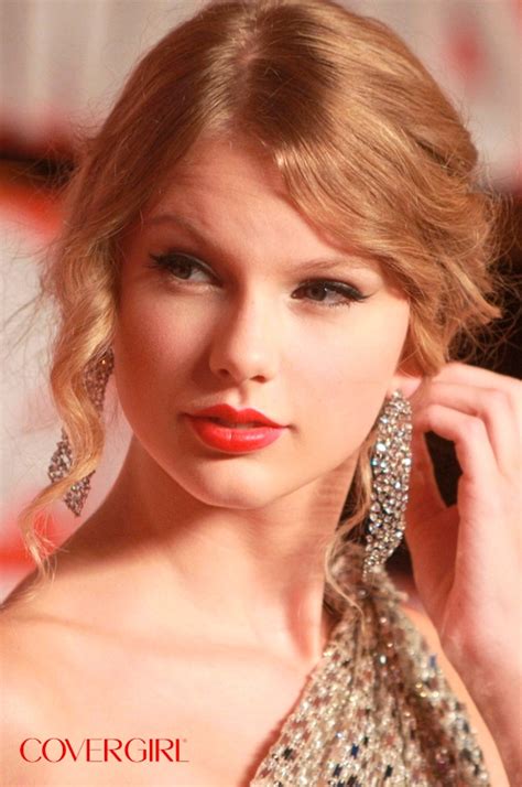 Covergirl Taylor Swift Rocking The Red Carpet At The 2009 Mtv Video