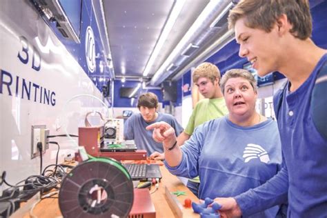 New Hope Students Get Visit From Robotics Lab The Dispatch