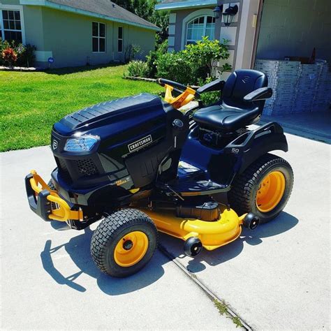 Of The Best Garden Tractor For Your Sizable Lawn Heavy Duty Needs