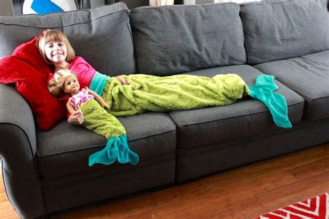 Cozy up on the couch show us your project by tagging us on instagram + using hashtag #iamcreative! Mermaid Tail Blanket | AllFreeSewing.com