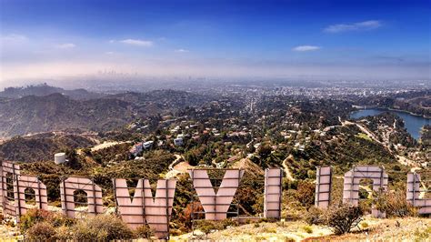 Los Angeles Skyline Hollywood Sign