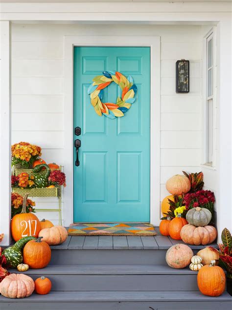 5 Tips For Fall Porch Decorating Hgtvs Decorating