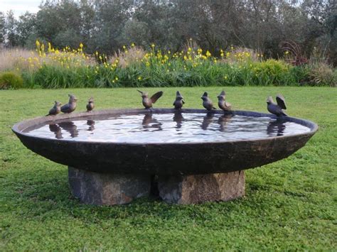 How To Perform Diy Birdbath Projects Bird Bath Garden Water Features