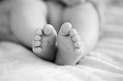 Free Photo Newborn Baby Feet Adorable Parenting Lovely Free