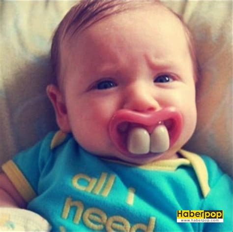 Komik Emzikler Ile Fotoğraflanan Sevimli Bebekler Haberpop