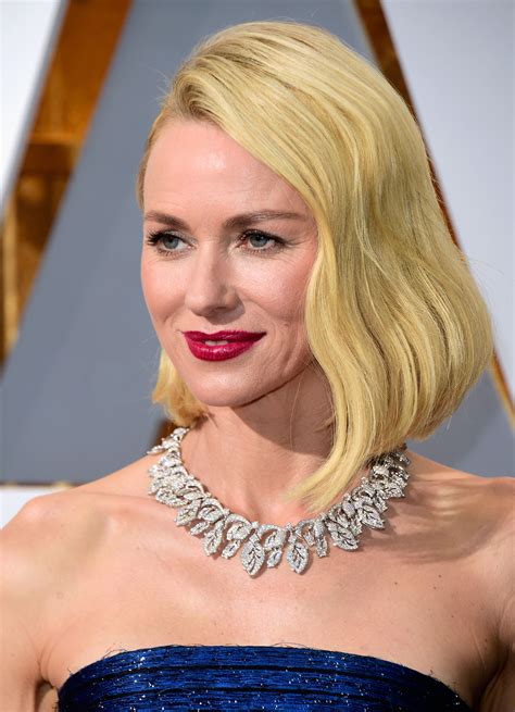 Naomi Watts Keeps It Simple With A Side Parted Long Bob Aol