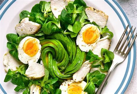 Ricetta Insalata di pollo e avocado - La ricetta di ...