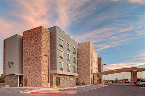 Fairfield Inn And Suites Flagstaff East Updated 2023 Prices And Hotel
