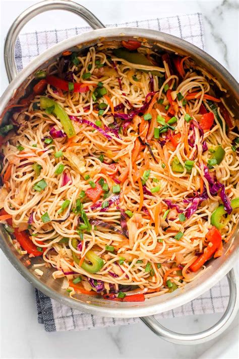 Mixed Hakka Noodles