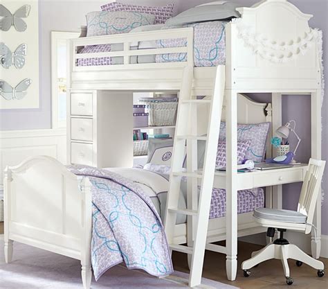 If you are in need of some extra space, for all those new presents, a loft or bunk bed really does help! 10 Best Loft Beds With Desk Designs - Decoholic