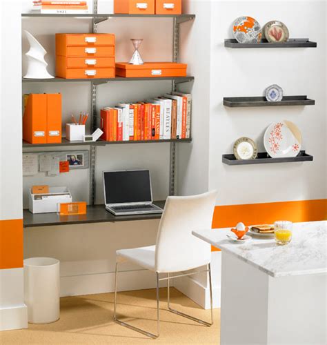 Small Modern Office Space With Furniture