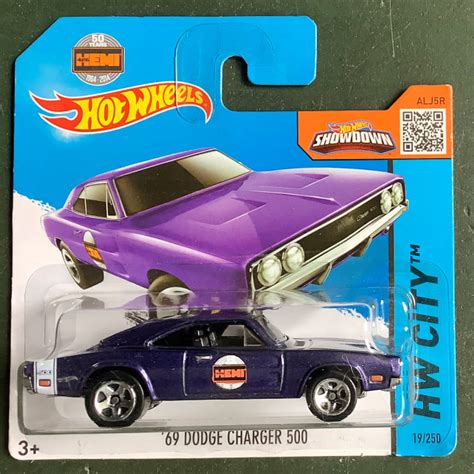 Hot Wheels 69 Dodge Charger 500 Purble Metallc Hemi Scale64