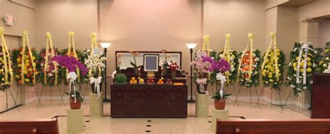 Maybe you would like to learn more about one of these? All about a Traditional Chinese Funeral - 中国墓葬文化 — Steemit