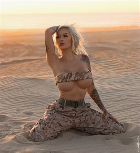 Combat Barbie Riannacarpenter Nude Onlyfans Leaks The Fappening