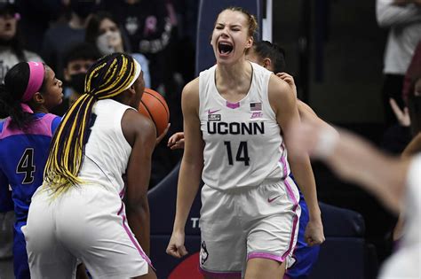 UConn women s basketball s Dorka Juhász follows mom s legacy