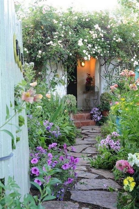 14 Amazing Small Cottage Garden Design Ideas For Backyard Inspiration