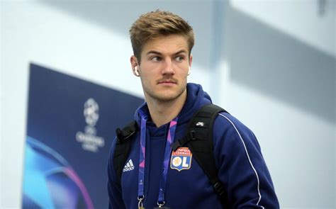 View the player profile of fulham defender joachim andersen, including statistics and photos, on the official website of the premier league. Report: Fulham close in on Lyon's Joachim Andersen