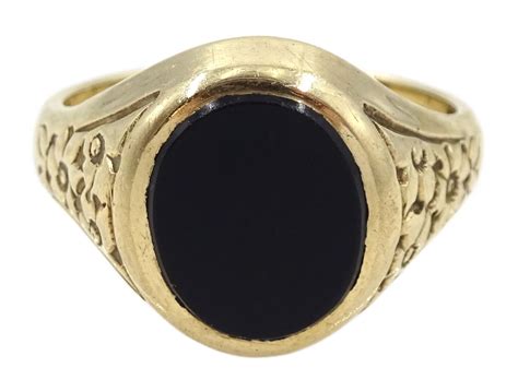 9ct Gold Black Onyx Signet Ring Birmingham 1972 Jewellery Watches