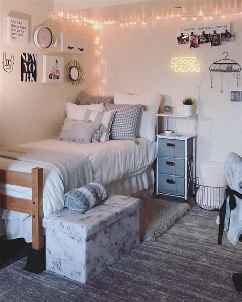 Clever Dorm Room Decorating Ideas On A Budget To Have College Bedroom Decor College Dorm